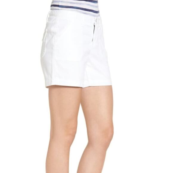 Caslon NWOT white utility 5" shorts woman's size 18 with big patch pockets - Picture 3 of 11